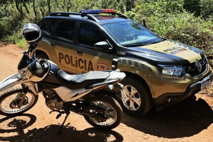 Bom Despacho Polícia Militar apreende adolescente envolvido em roubo e recupera motocicleta na zona rural