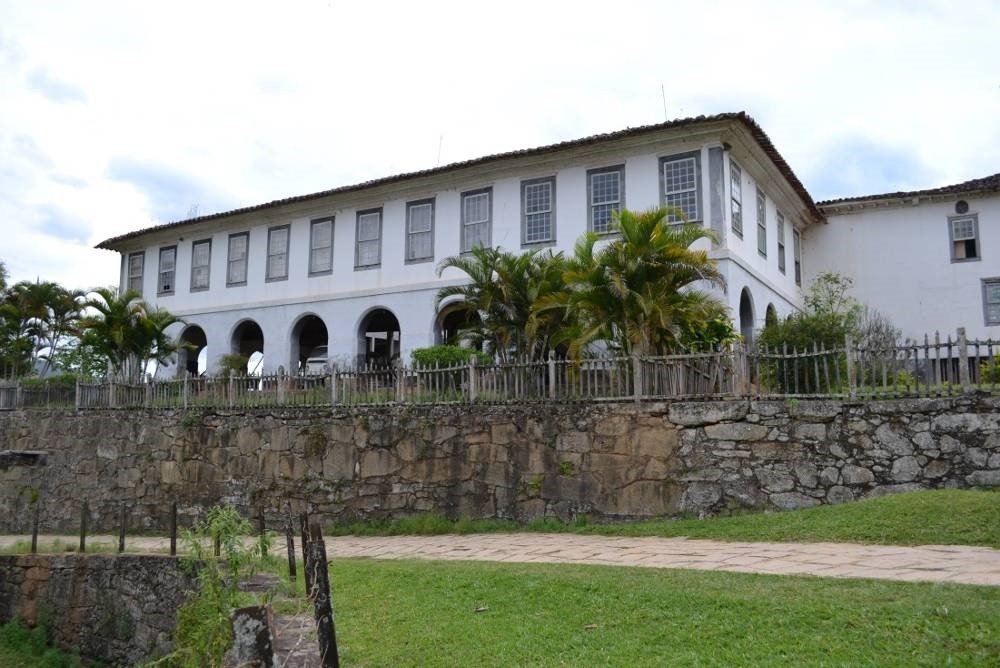 Fazenda Santa Clara grandiosidade, símbolos e o passado que o Brasil não pode esquecer