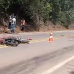 Motociclista morre em grave colisão com carreta na MG-431, em Itaúna