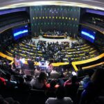 Concurso da Câmara dos Deputados abre inscrições com salários que chegam a R$ 30,8 mil