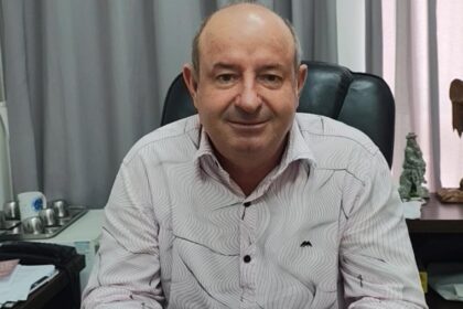 Israel da Farmácia faz balanço de 2025, destaca economia histórica da Câmara e projeta futuro político com cautela