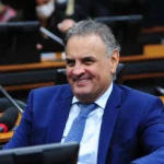 O Retorno do Aécio Neves Pode a nostalgia do Choque de Gestão vencer os extremos em 2026