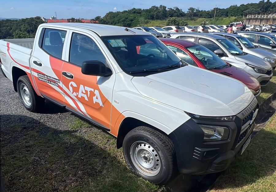 Boicote à Causa Animal Vereador Flávio Marra denuncia veículo de resgate parado desde o ano passado