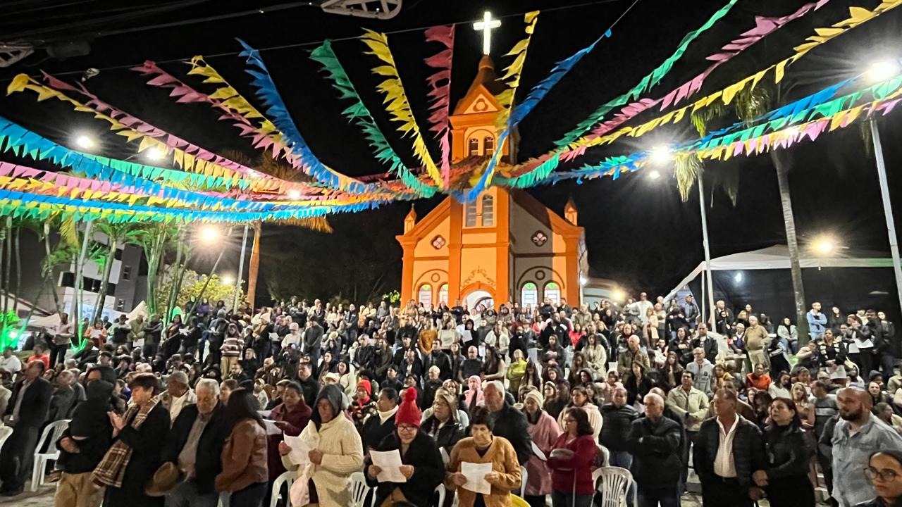 Fé que Desperta Ermida Quando a Alvorada de Santo Antônio e São Sebastião virou eternidade