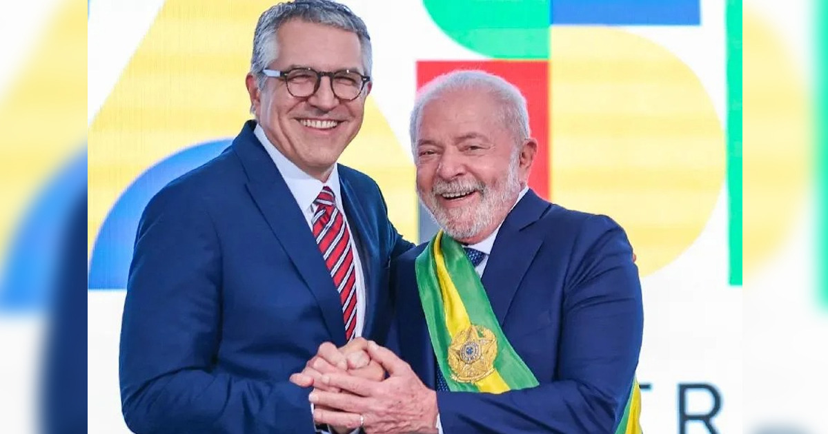 Sem credenciamento de imprensa e sem agenda oficial Incertezas marcam vinda de Lula e Padilha a Divinópolis