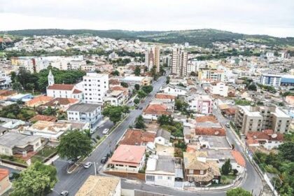 Explosão em fábrica de fogos mata trabalhador em Santo Antônio do Monte nesta quinta