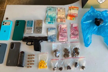 Operação conjunta em Cláudio prende dois e apreende pistola, drogas e dinheiro